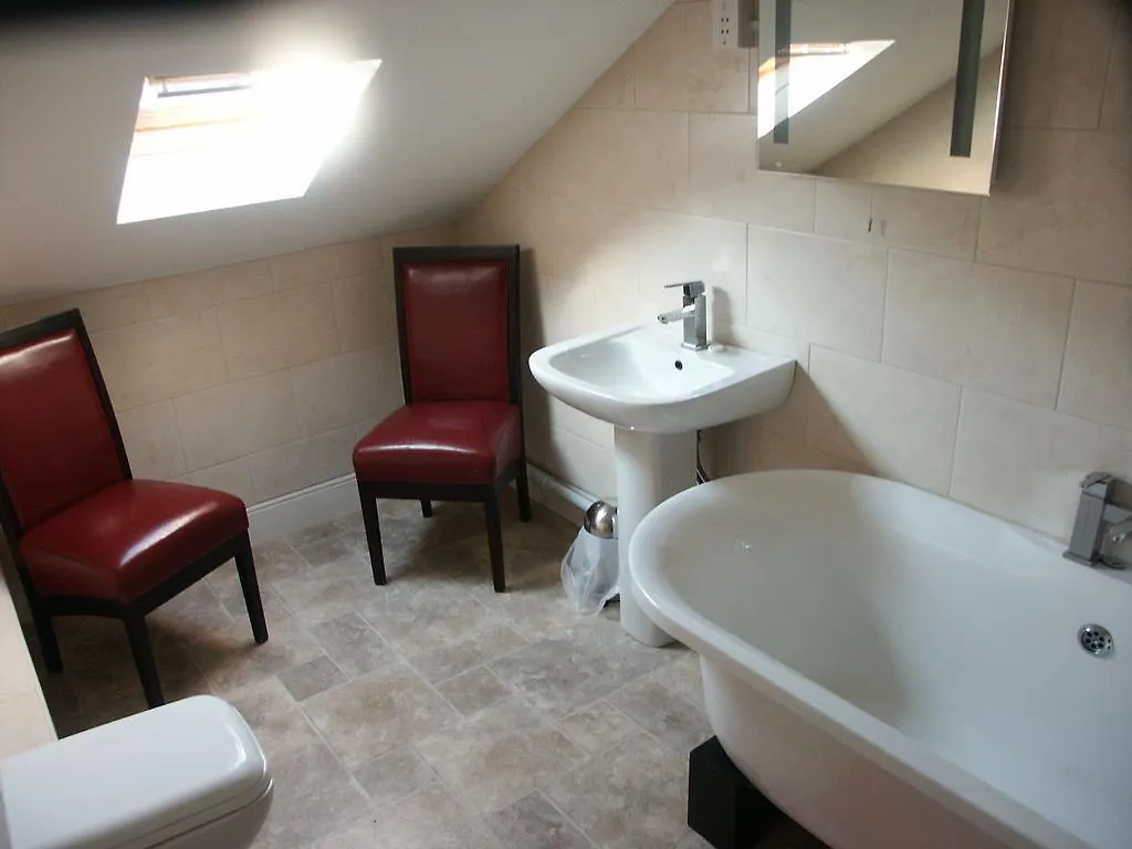 York House Hotel Γουίτμπι 4*,